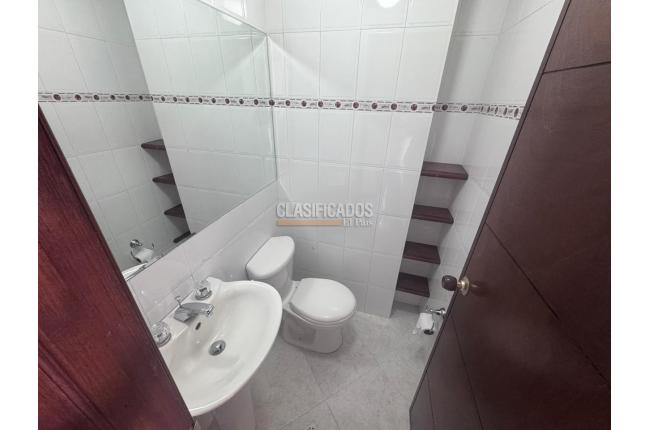 Apartaestudios, Alquiler, Granada - $2.400.000