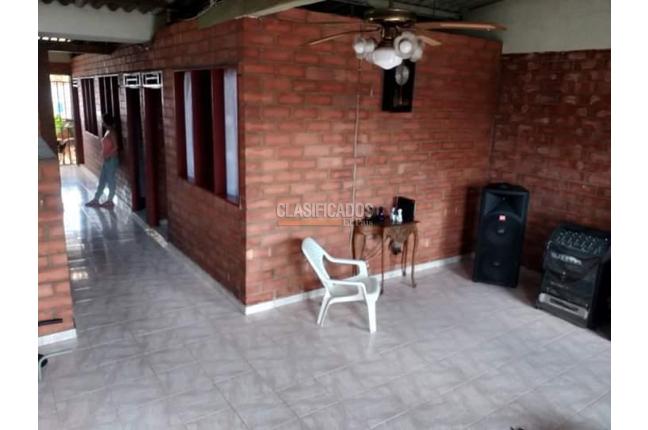 Casas, Venta, Ulpiano Lloreda - $390.000.000
