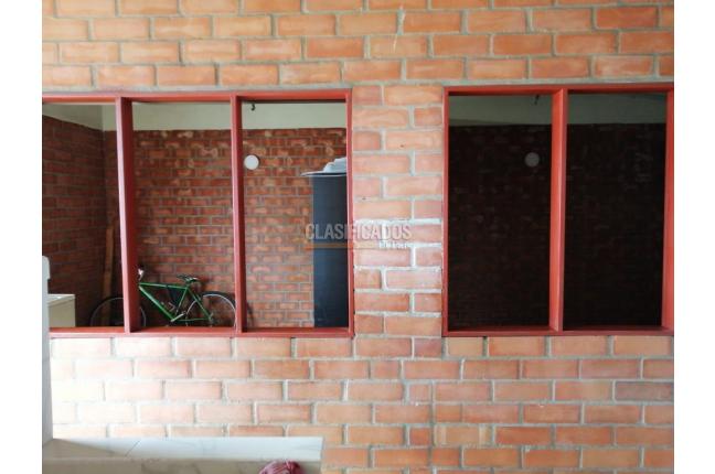 Casas, Venta, Ulpiano Lloreda - $390.000.000