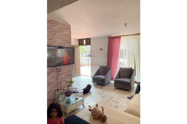 Casas, Venta en Champagñat