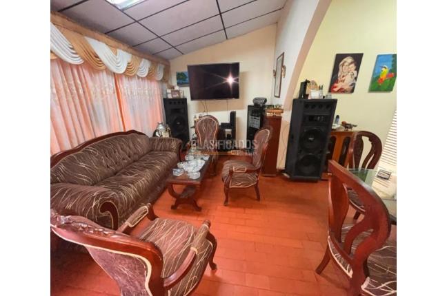 Casas, Venta, Ciudad Córdoba - $185.000.000