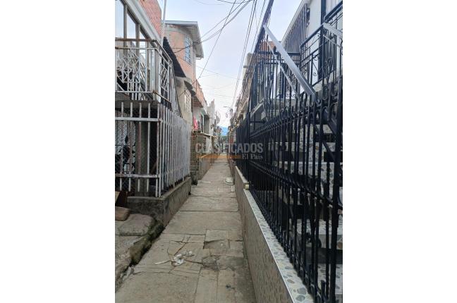 Casas, Venta, Floralia - $250.000.000