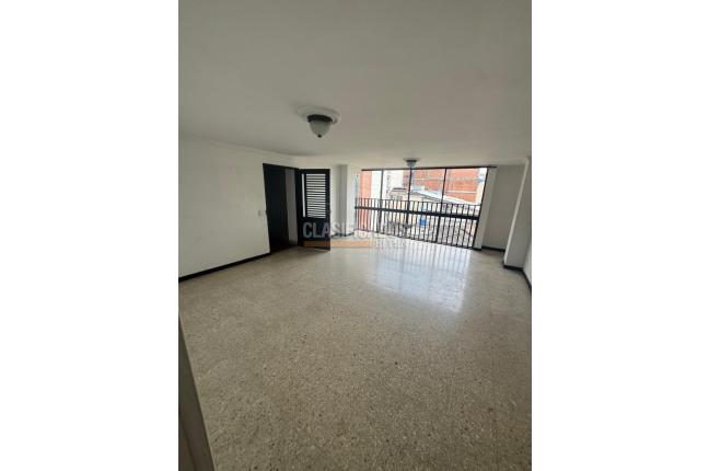 Apartamentos, Alquiler, Granada - $2.300.000