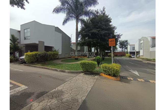 Casas, Venta, Ciudad Country - $360.000.000