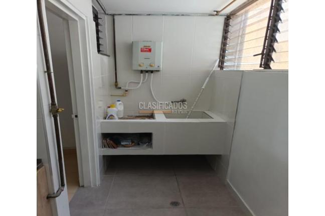 Apartamentos, Venta, Miraflores - $330.000.000