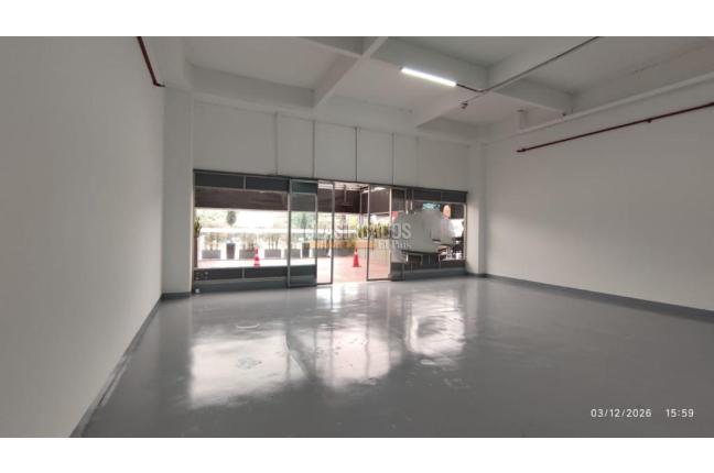 Locales y Bodegas, Alquiler, Bogotá - $8.000.000