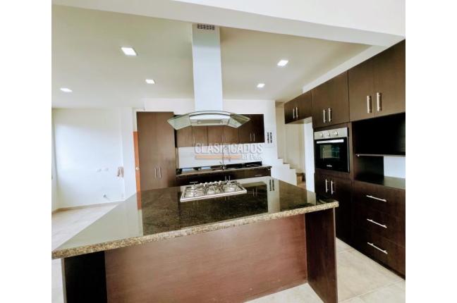 Apartamentos, Venta, Santa Rosa - $800.000.000