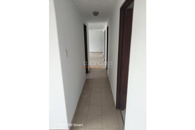 Apartamentos, Alquiler, San Vicente - $1.800.000