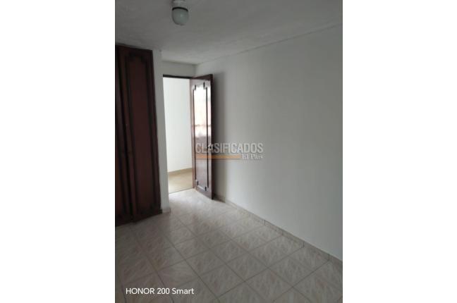 Apartamentos, Alquiler, San Vicente - $1.800.000