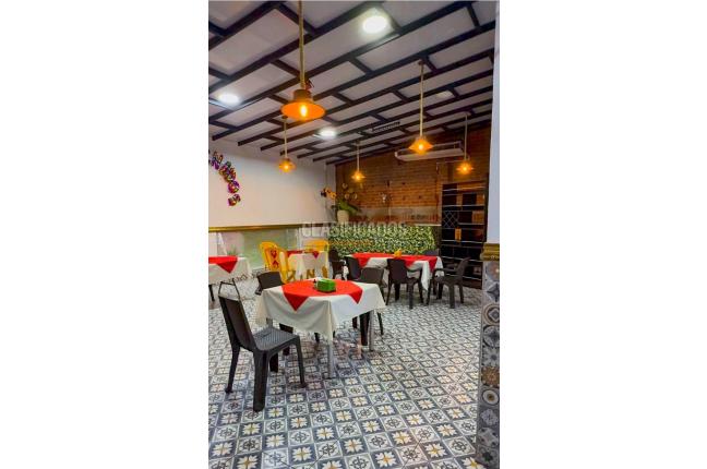 Casas, Venta, Granada - $1.980.000.000