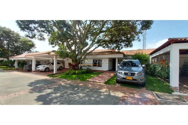 Casas, Venta en Ciudad Jardín