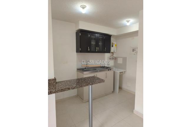 Apartaestudios, Alquiler, Dos Quebradas - $930.000