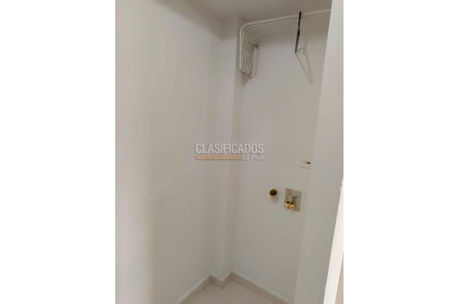 Apartaestudios, Alquiler, Dos Quebradas - $930.000