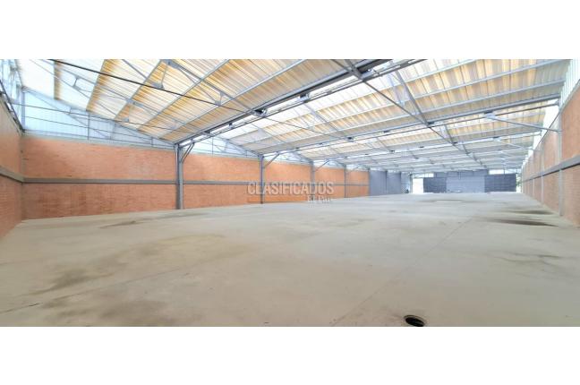 Locales y Bodegas, Alquiler en Acopi