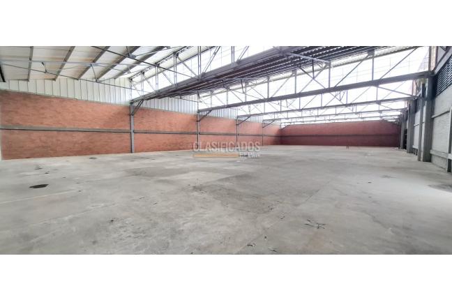 Locales y Bodegas, Alquiler, Acopi - $42.000.000