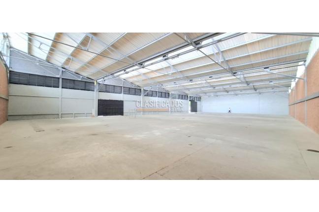 Locales y Bodegas, Alquiler, Acopi - $42.000.000