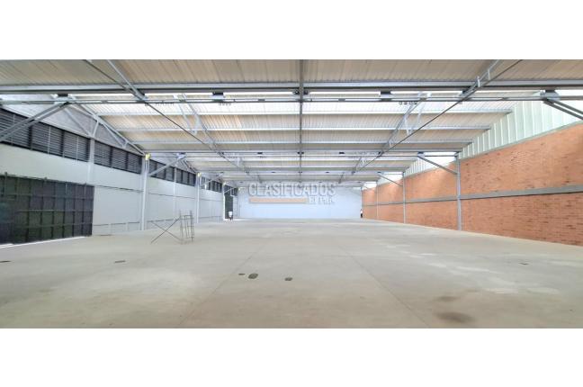 Locales y Bodegas, Alquiler, Acopi - $42.000.000