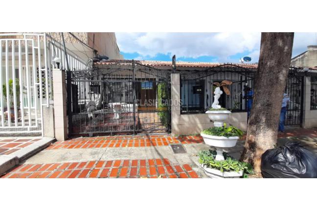 Apartaestudios, Alquiler en Santa Anita