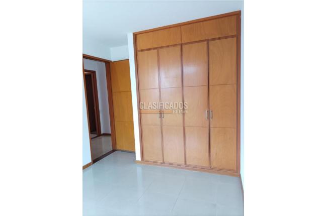 Apartamentos, Alquiler, Ciudad Jardín - $4.000.000