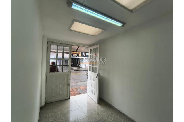 Locales y Bodegas, Alquiler, Bogotá - $1.000.000