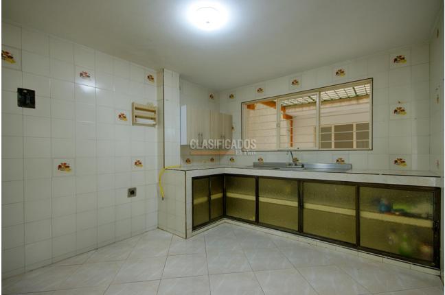 Casas, Venta, Chapinero - $700.000.000