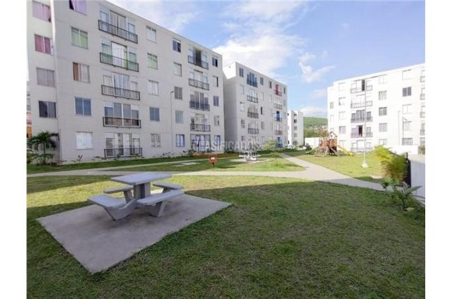 Apartamentos, Venta, Yumbo - $195.000.000