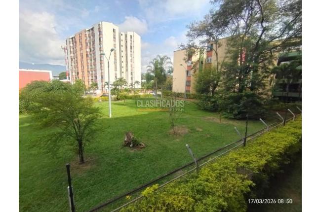 Apartamentos, Venta, Primero de Mayo - $250.000.000