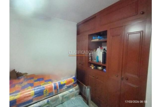 Apartamentos, Venta, Primero de Mayo - $250.000.000