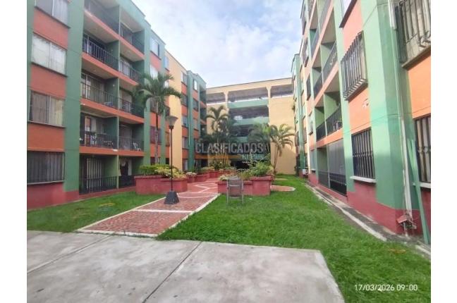 Apartamentos, Venta, Primero de Mayo - $250.000.000