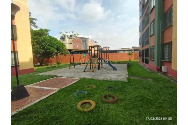 Apartamentos, Venta, Primero de Mayo - $250.000.000