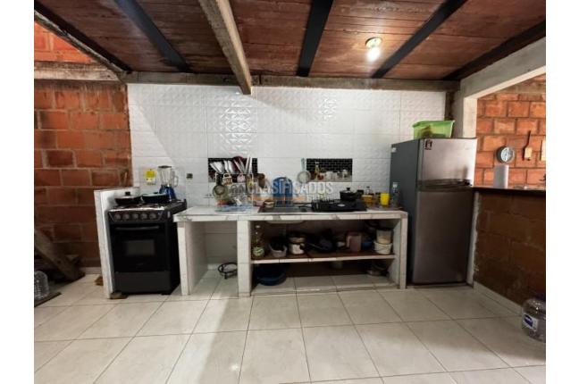 Casas, Venta, Floralia - $350.000.000