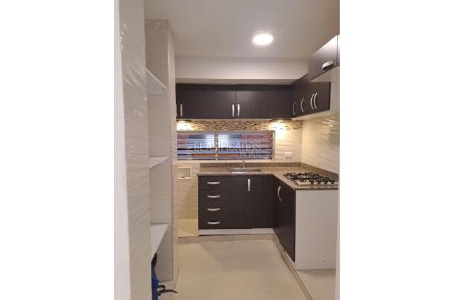 Apartamentos, Venta en Altos Menga