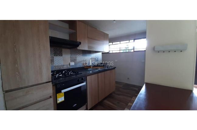 Apartamentos, Alquiler, La Cascada - $2.400.000