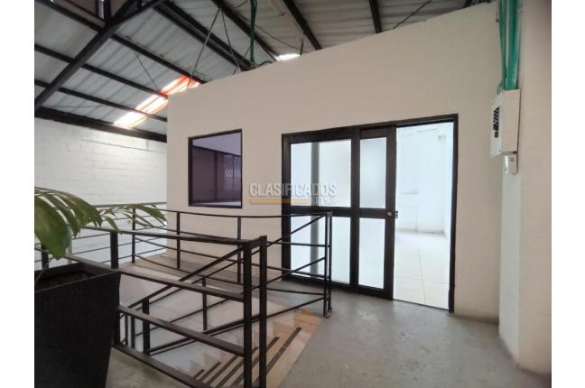 Locales y Bodegas, Alquiler, Los Cámbulos - $14.500.000