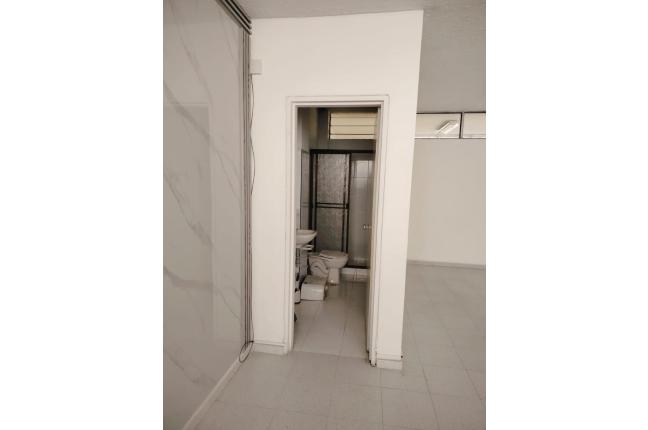 Oficinas y Consultorios, Alquiler en Ed. El Nogal