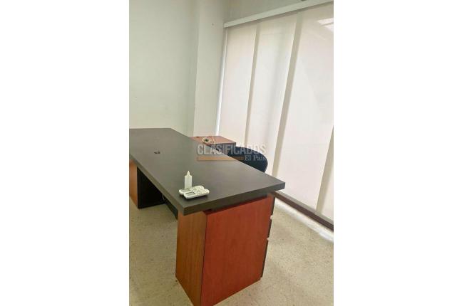 Oficinas y Consultorios, Alquiler, Centro Ccial. Holguines Trade Center