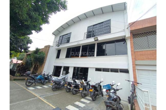 Oficinas y Consultorios, Alquiler en La Flora