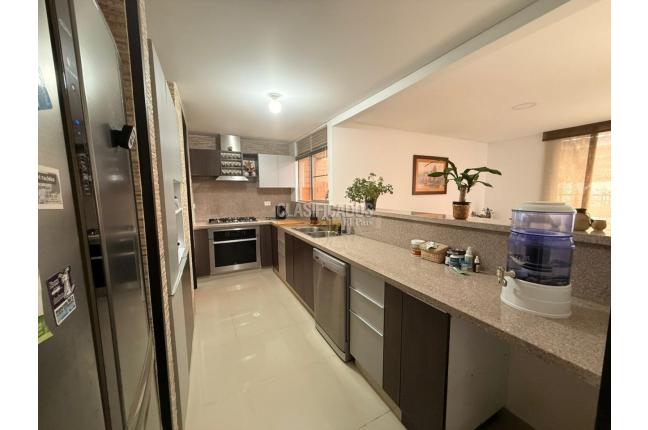 Casas, Venta, Las Quintas de Don Simón - $690.000.000