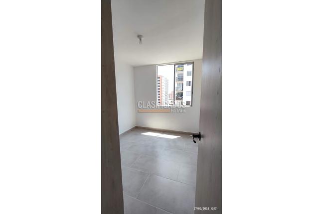 Apartamentos, Alquiler, Ciudad Melendez - $1.550.000