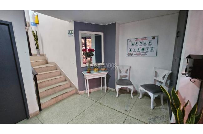 Apartamentos, Alquiler, Granada - $2.000.000