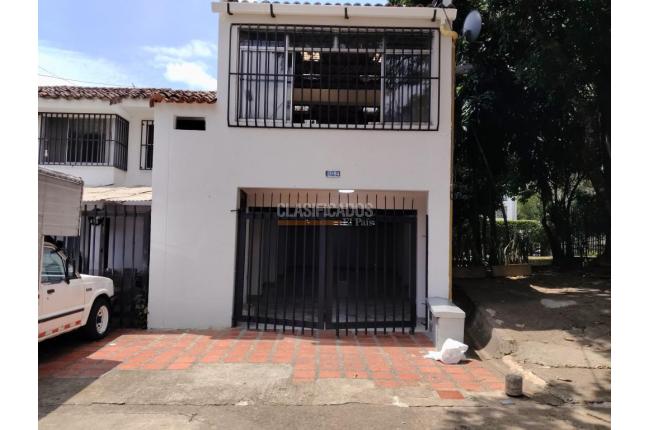 Locales y Bodegas, Alquiler en La Hacienda