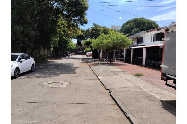Locales y Bodegas, Alquiler en La Hacienda