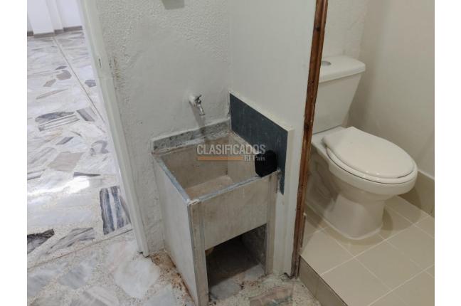 Locales y Bodegas, Alquiler, La Hacienda - $4.700.000