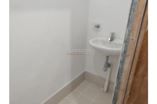 Locales y Bodegas, Alquiler, La Hacienda - $4.700.000