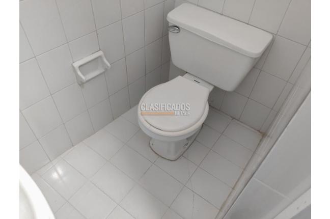 Locales y Bodegas, Alquiler, La Hacienda - $4.700.000