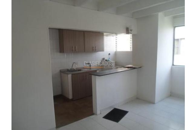 Apartamentos, Alquiler en Colseguros Andes