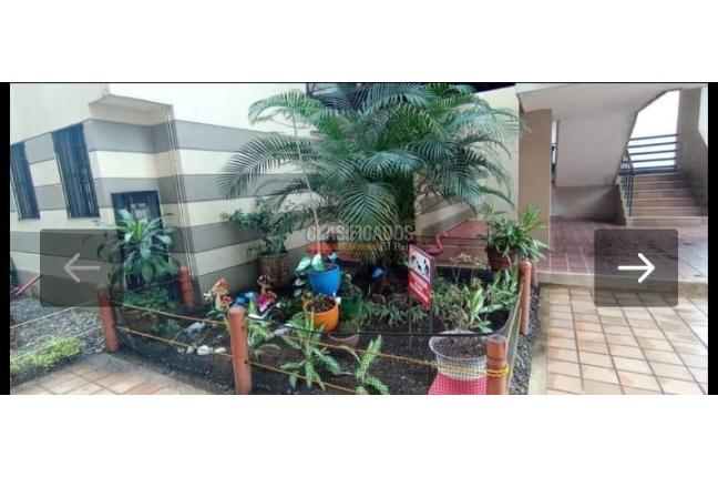 Edificios, Venta, Ulpiano Lloreda - $1.250.000.000