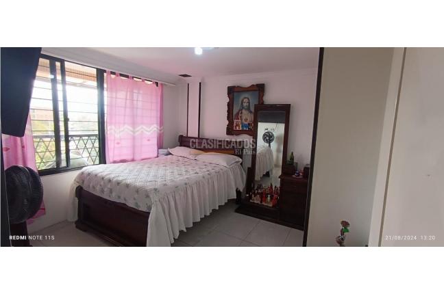 Edificios, Venta, Ulpiano Lloreda - $1.250.000.000