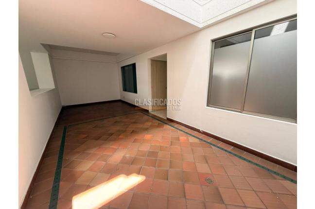 Edificios, Alquiler, Eucarístico - $2.500.000.000