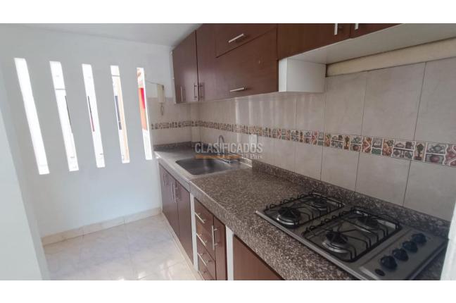 Apartamentos, Venta en Cañaverales